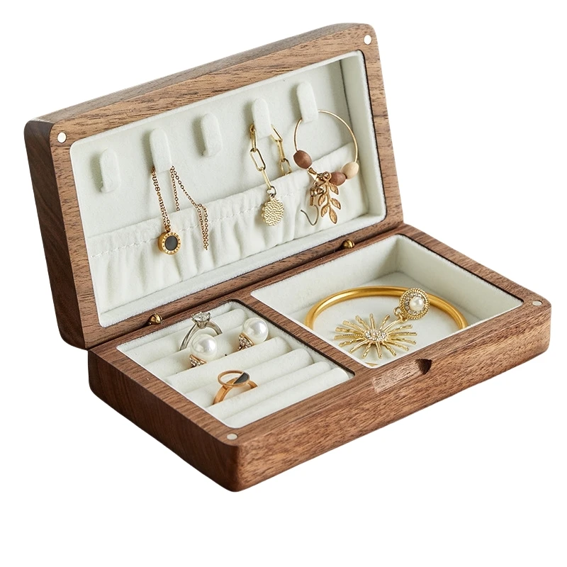 Boite-à-bijoux-en-bois_